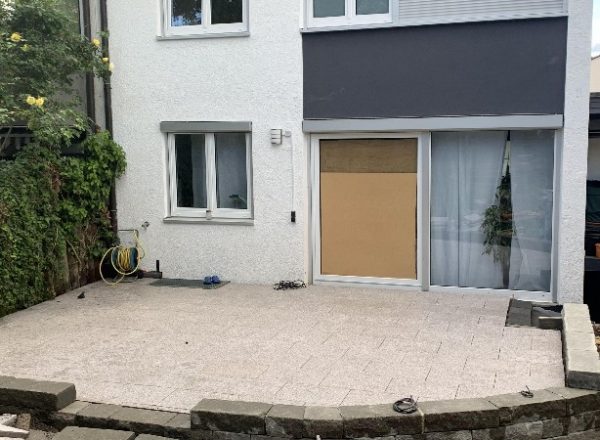 WhatsApp Image 2025-10-12 at 17.57.00